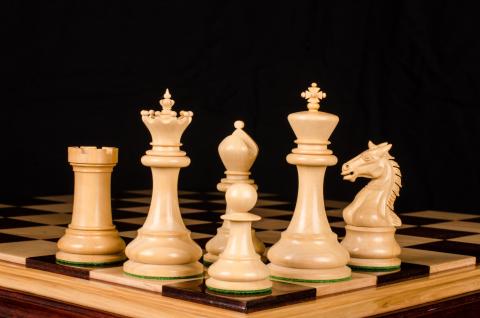 Chess pieces thumbnail