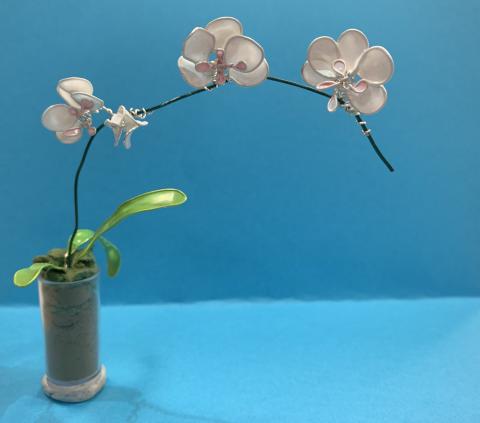 Example miniature wire flower