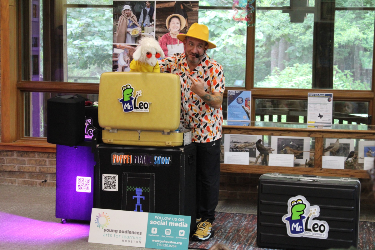 Mr. Leo’s Variety Puppet Show