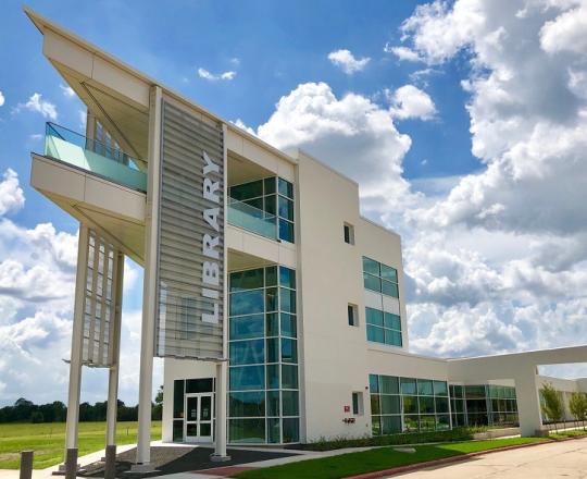 Missouri City Exterior